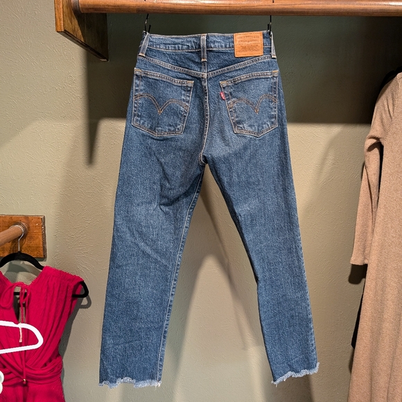 Levi's Wedgie Straight - Picture 2 of 3